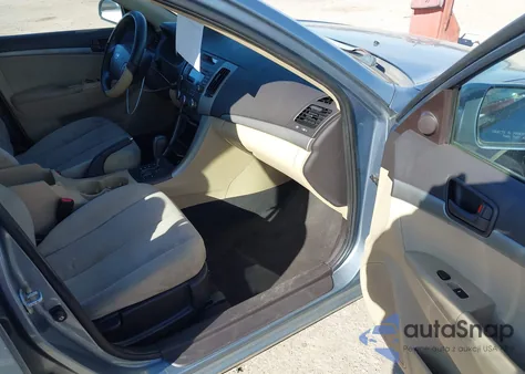 2009 Hyundai Sonata Gls z USA, uszkodzony, nr VIN 5NPET46C39H500465